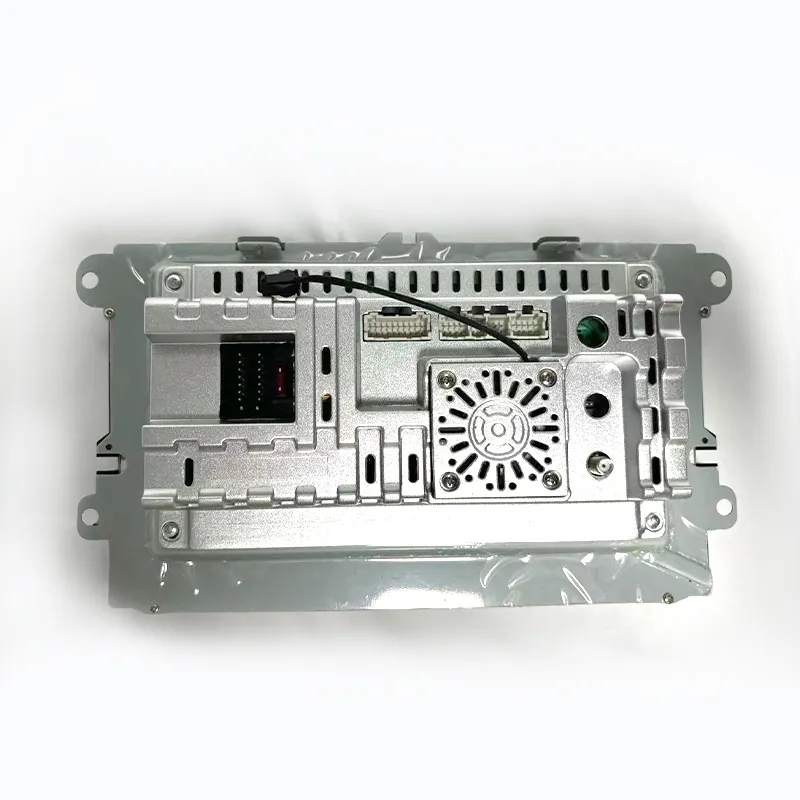 Volkswagen Android stereo rear connector layout and metal housing