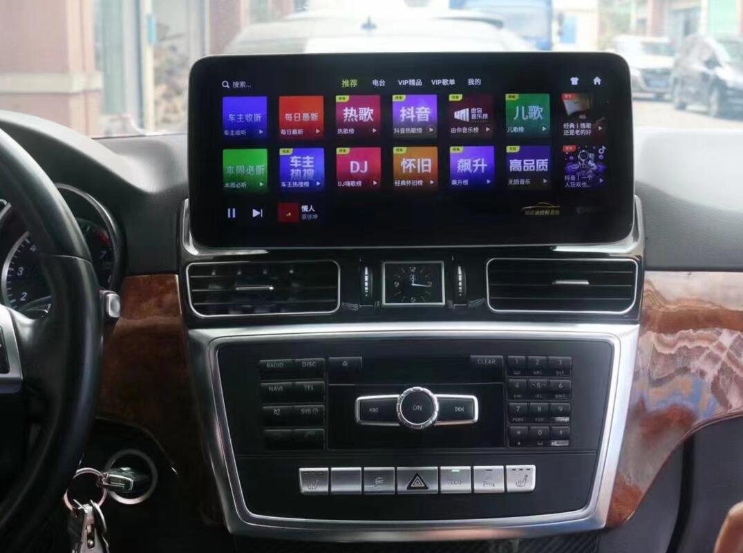 Mercedes W166 X166 Android Head Unit installed in ML GL dashboard