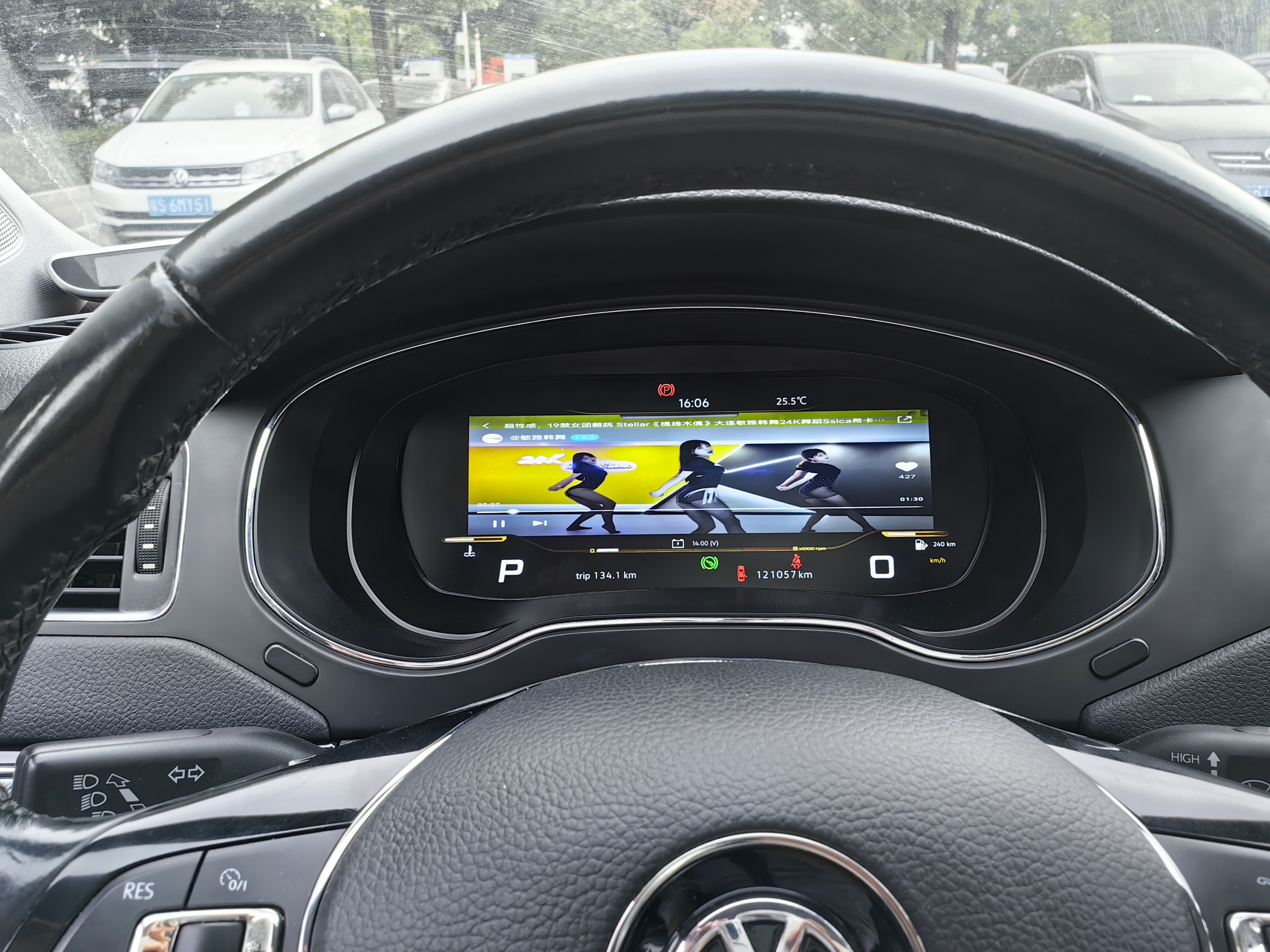 2012–2014 Jetta digital instrumentpanel — installerad vy 4