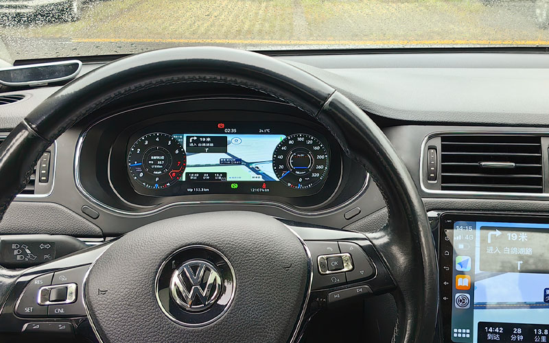 Earlier Volkswagen Jetta digital instrument cluster final installed result 01