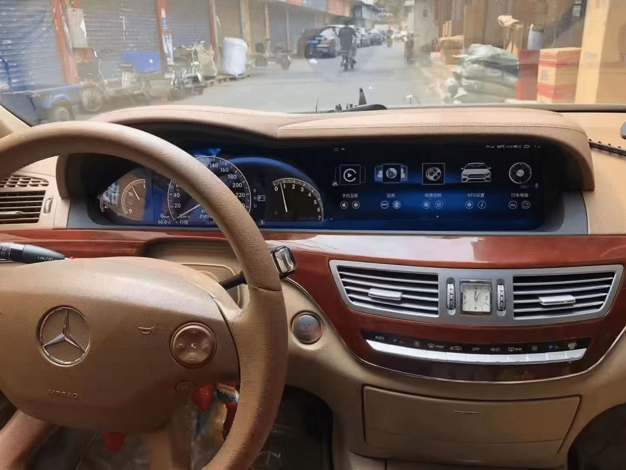 Mercedes-Benz S-Class W221 2005-2013 ติดตั้งชุดหน้าจอ Android แบบเต็มความกว้างสไตล์ OEM พร้อมมุมมองเมนูระบบ
