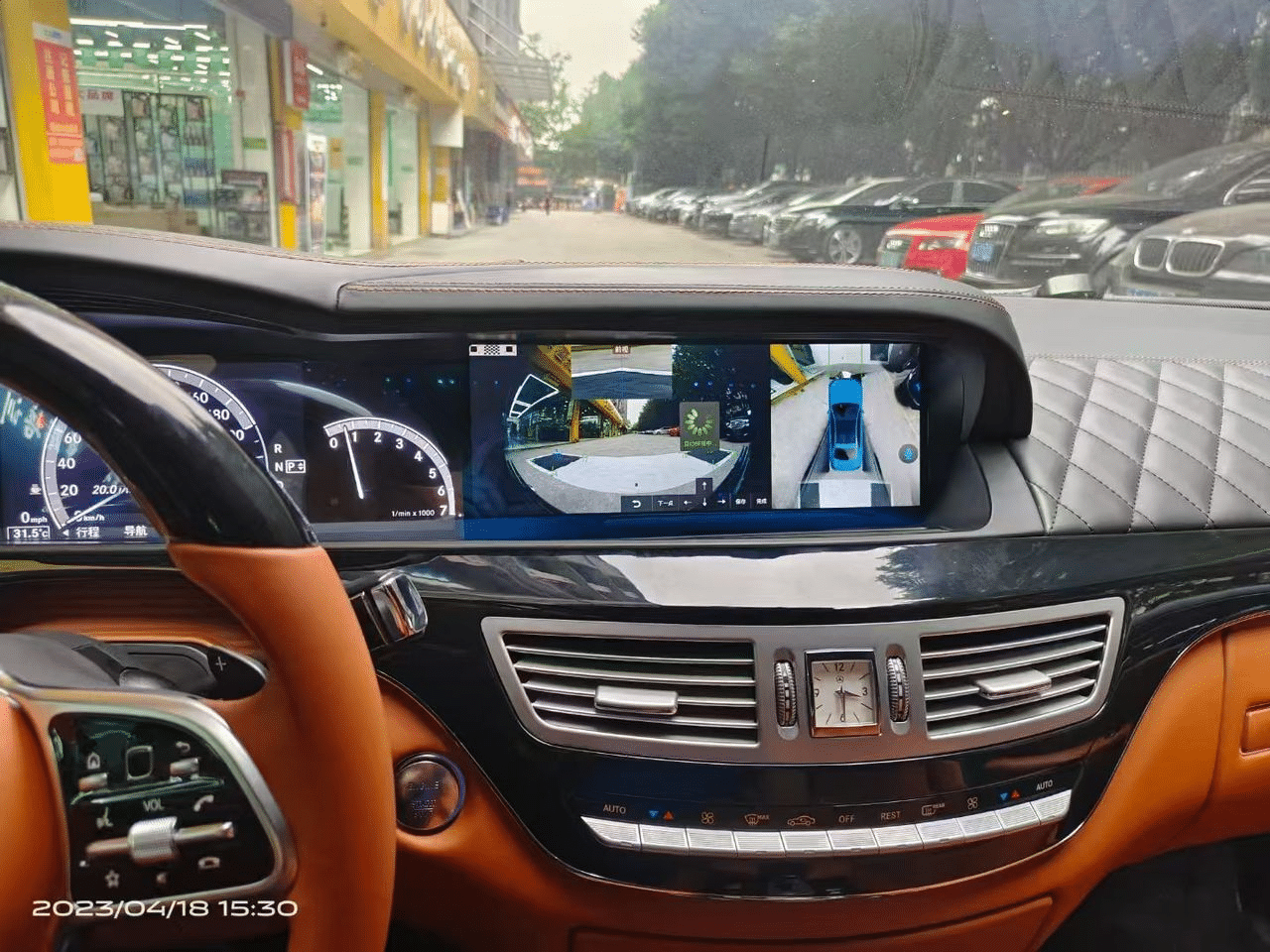 Mercedes-Benz S-Class W221 2005-2013 หน้าจอ Android แสดงภาพกล้อง 360 องศาหลังการติดตั้ง