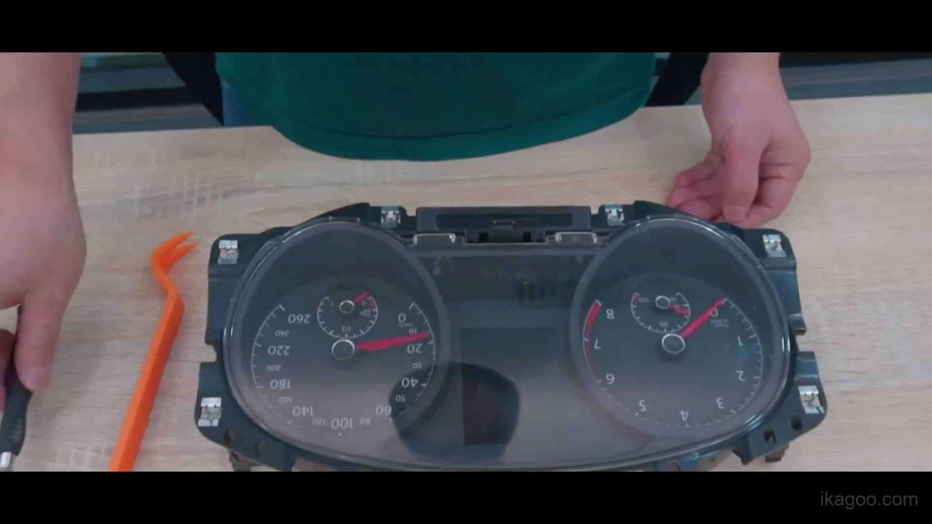 Volkswagen Golf Mk7 front trim frame release on bench during digital cluster conversion