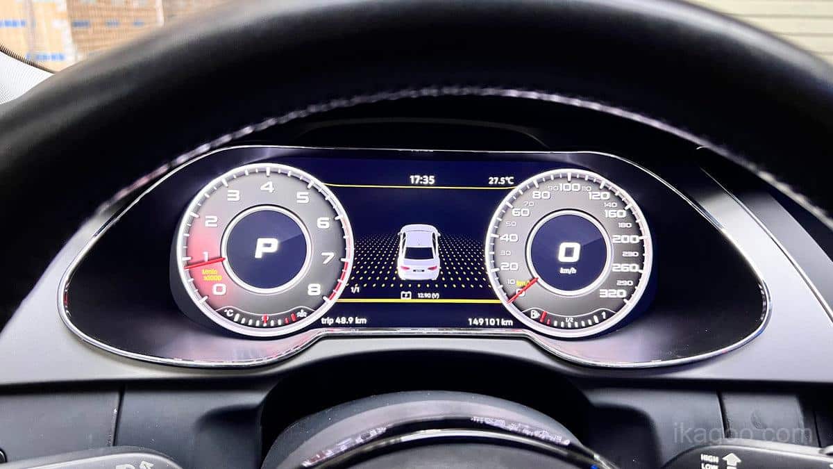 Audi A4 B8 2009-2012 digitalna instrumentna ploča, instalirani pogled kokpita