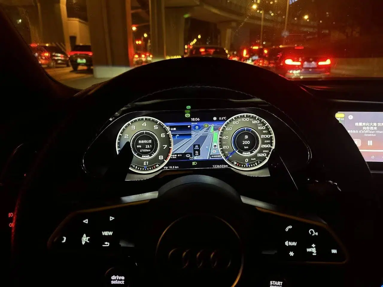 Audi digital instrument cluster readable at night