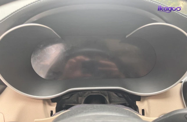12.3-inch digital instrument-cluster mask fitted in the Mercedes W205 dashboard