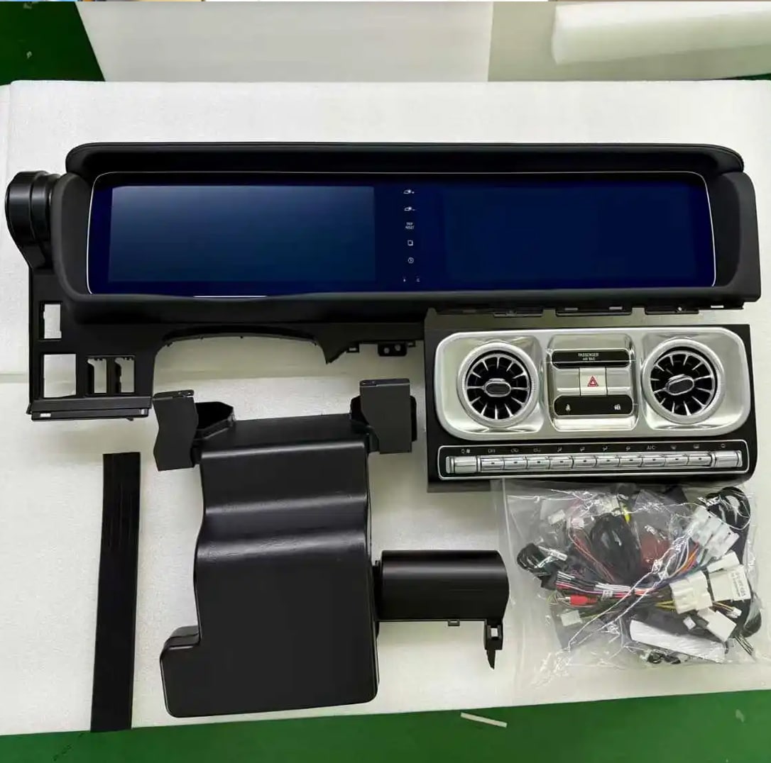 Toyota LC200 Android Head Unit wiring panel and control modules