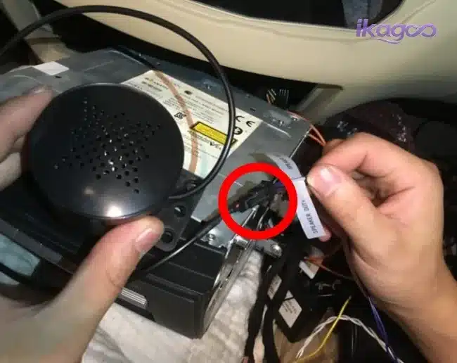 Mercedes W221 AUX audio port connection for Android screen no sound troubleshooting