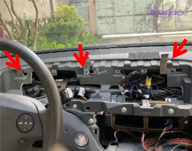 Mercedes W221 external LVDS box connection for Android screen display signal