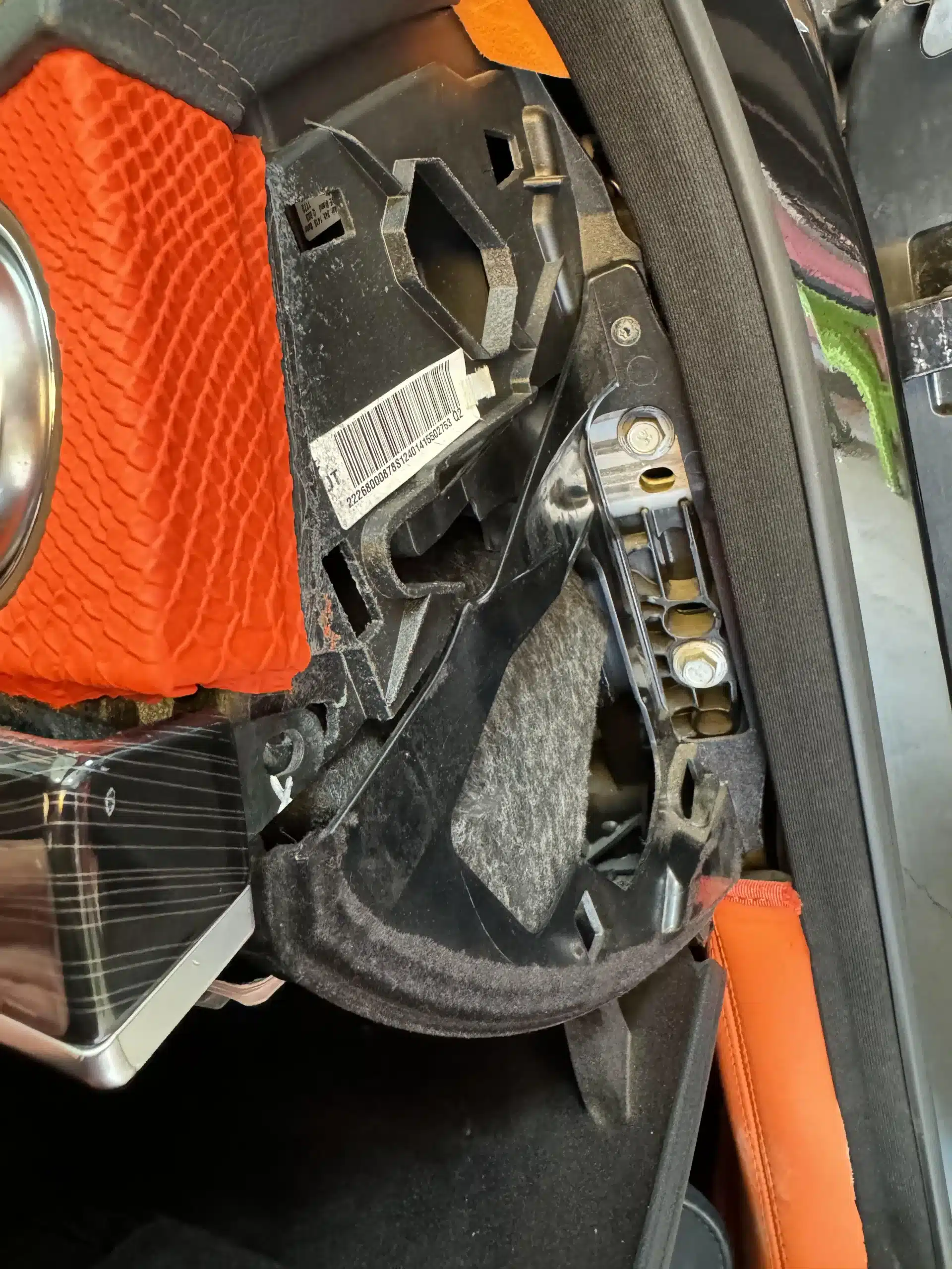 Mercedes S-Class W222 NTG5.0 right side trim removal during Android CarPlay upgrade