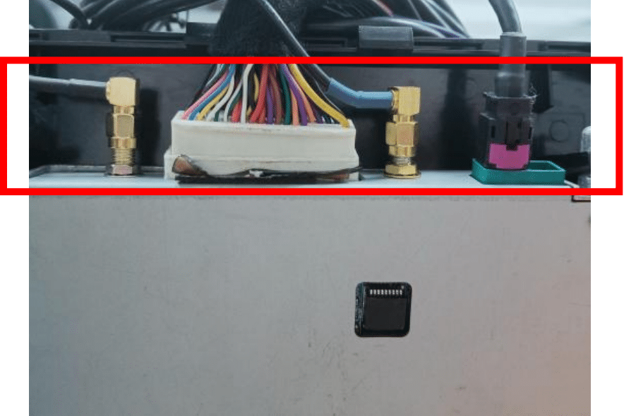 Audi Q3 Android screen LVDS GPS 4G and power cable connections