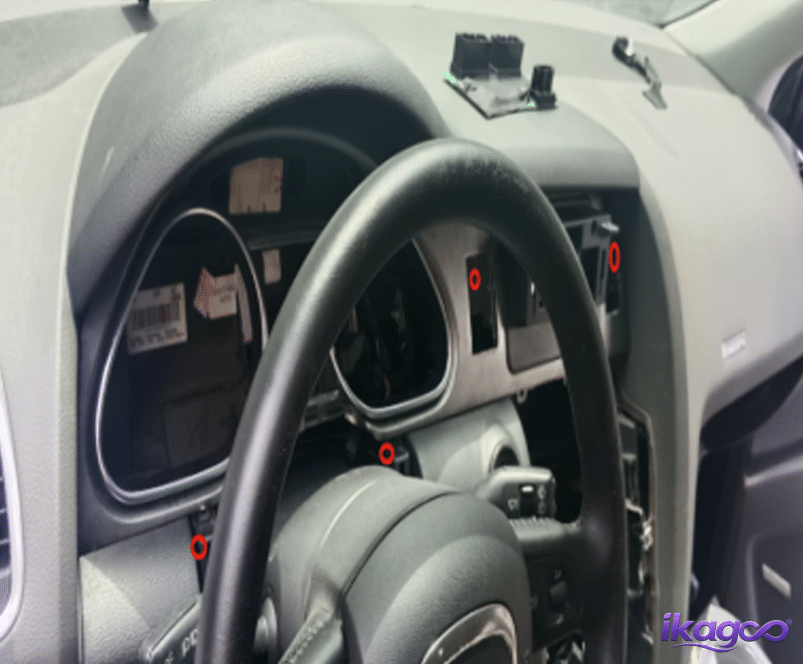 Audi Q7 original screen control stack fastener locations during Android screen installation