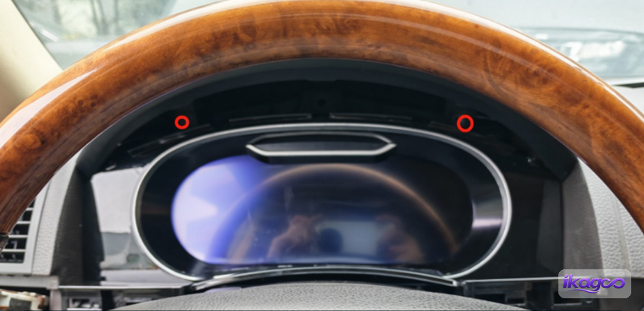 VW Touareg 7L digital cluster installation step 20: Route the extension cable toward the passenger glovebox