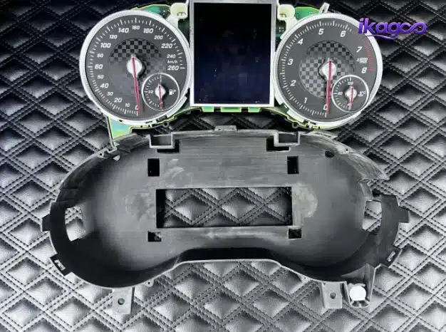 Mercedes W166 digital cluster rear housing white control button installation