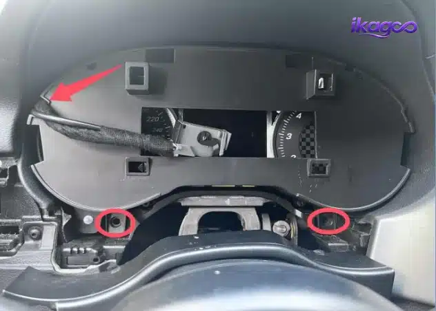 Mercedes W166 digital cluster matched adapter harness connection