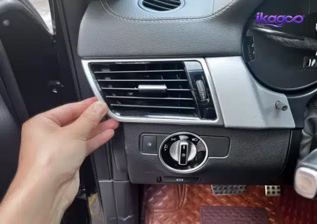 Mercedes W166 dashboard decorative trim reinstallation after digital cluster installation